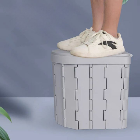 שירותים מתקפלים לנסיעות — קומפקטיים וקל לשאת