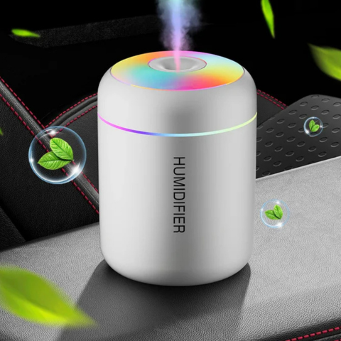 Dispersor Aromatic LED – Eleganță și Prospețime în Mașină 